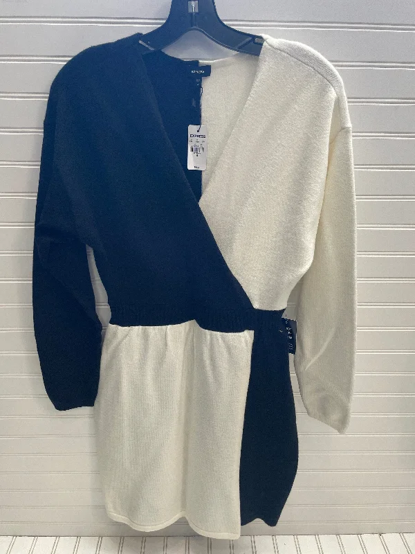 Dress Sweater By Express In Black & White, Size: M Knit Fabric Woven Fabric Fleece Fabric Dress Sweater By Express In Black & White, Size: M Knit Fabric Woven Fabric Fleece Fabric