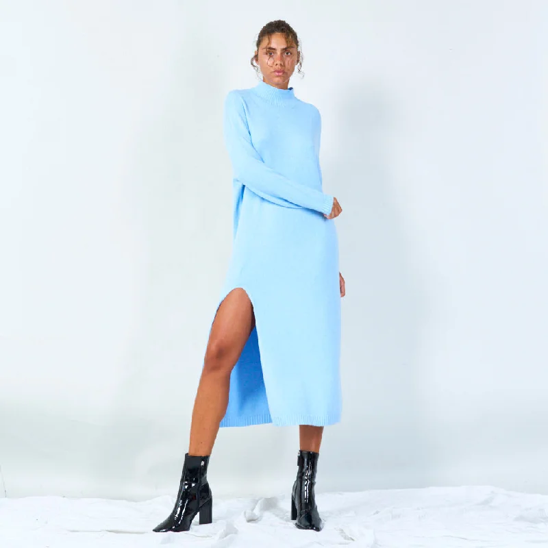 LIGHTBLUE