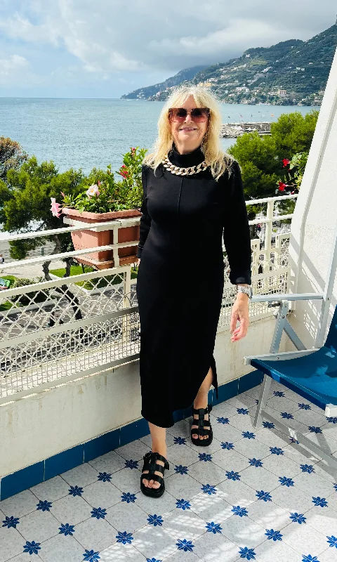 Black Vesuvio Chain Dress