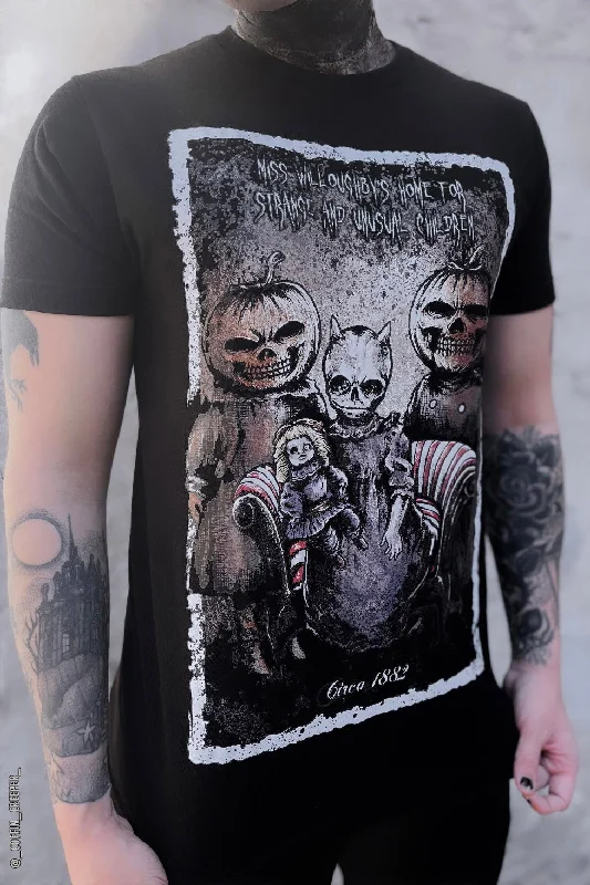 Victorian Curiosities T-shirt Fashionable Trendy Casual
