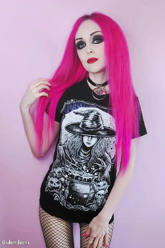 Witch's Cauldron T-shirt Fitted T-Shirt Seamless Stretchy