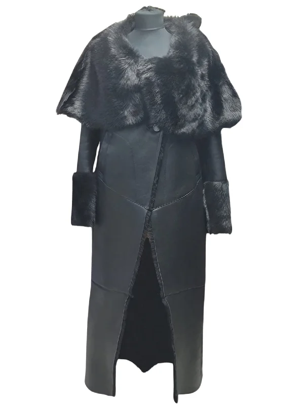 Aria’s Toscana Shearling Sheepskin Coat Chic Oversized Blazer